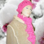 Random image: Берет и шарф  "Розовая пантера"