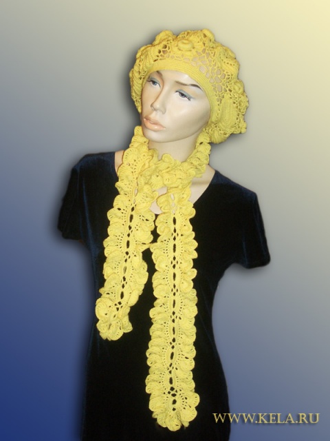 Комплект "Жёлтые розы" берет и шарф-боа