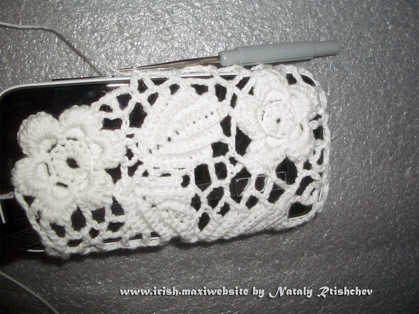 Мастер-класс вяжем чехольчик для мобильного телефона ирландским вязанием, наборное ирландское кружево,вязание крючком